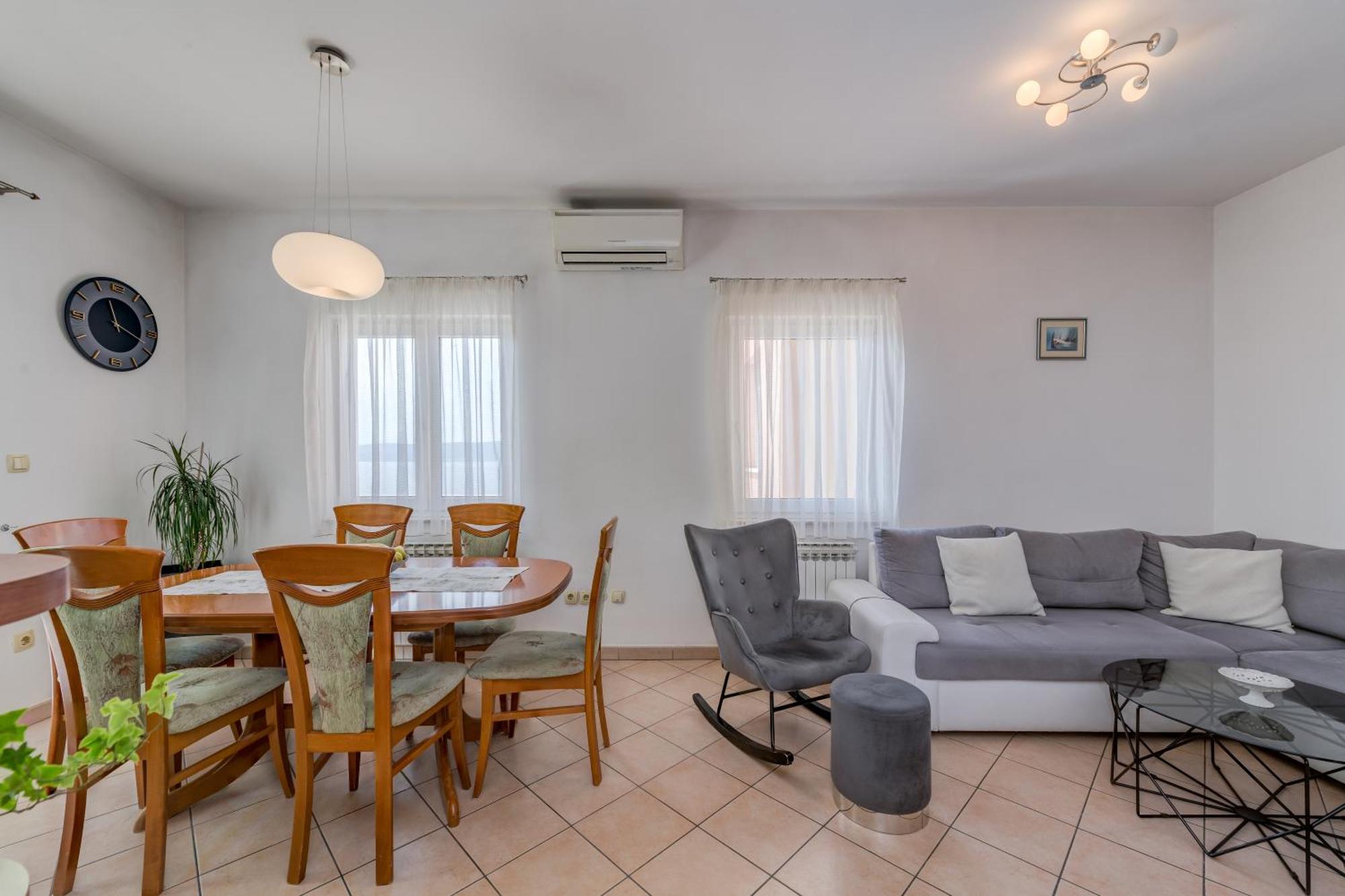 Apartment Krilo Jesenice Exterior photo